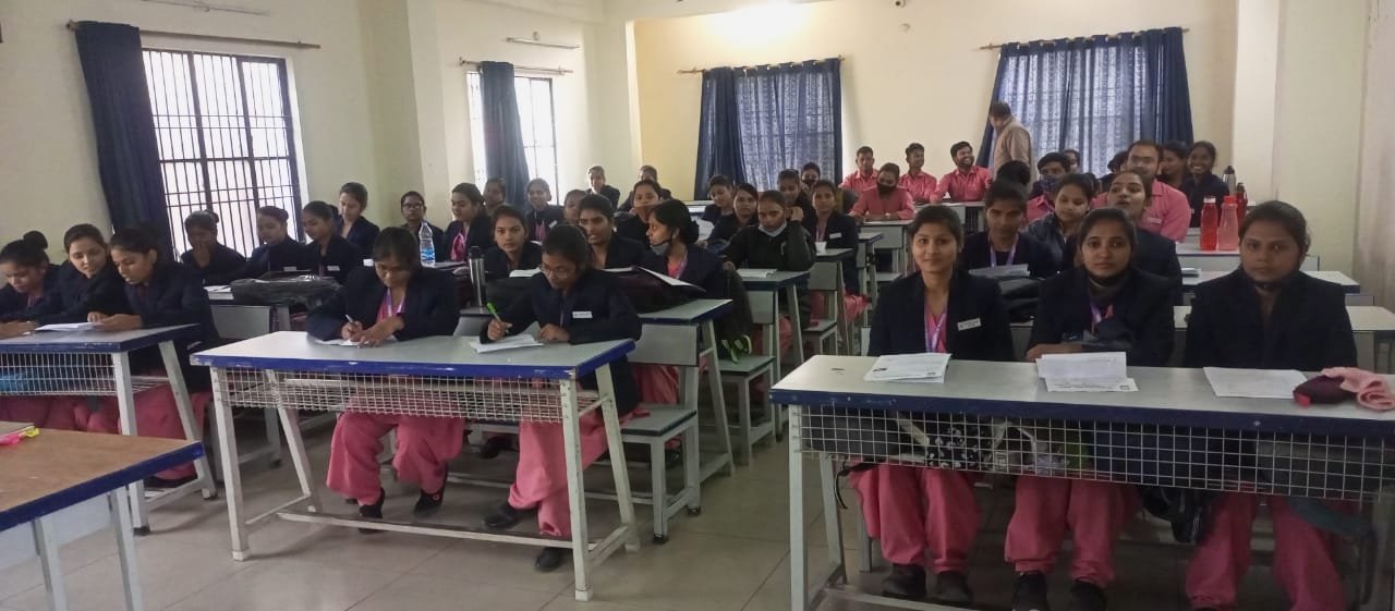 apexcollegeofnursing.com